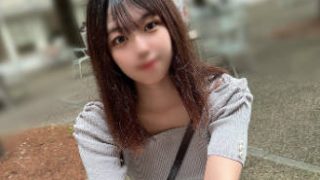 FC2PPV-3979656 Một nữ sinh đại học chưa từng có kinh nghiệm với đàn ông cởi quần lót